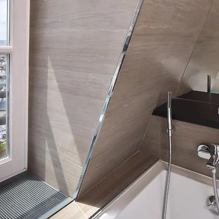 Timhotel Montmartre Otel 3*