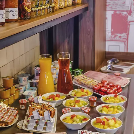 Timhotel Montmartre Paris