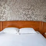 Timhotel Montmartre Hotel