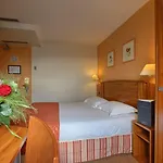 Hotel Timhotel Montmartre 3*