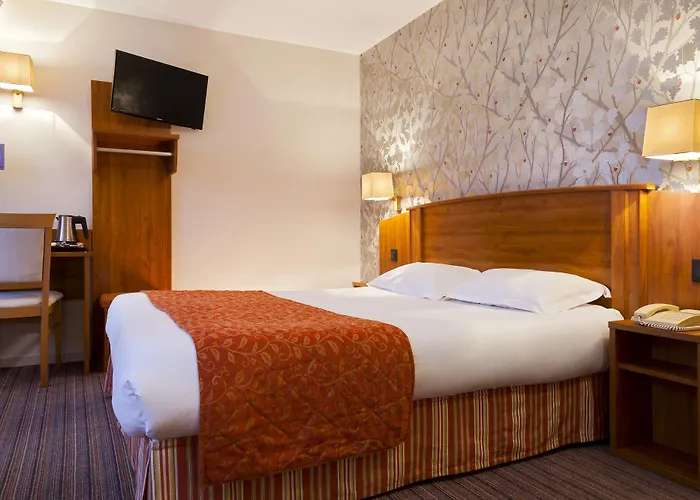 Отель Timhotel Montmartre Париж