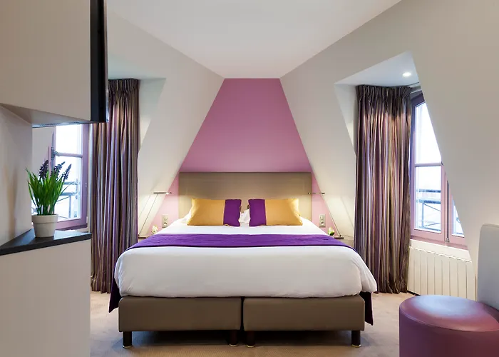 Отель Timhotel Montmartre Париж