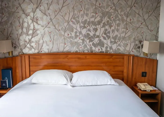 Timhotel Montmartre Отель