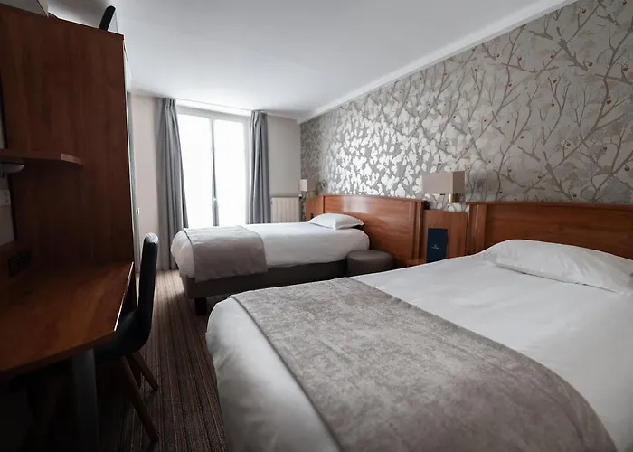 Timhotel Montmartre 3* Париж