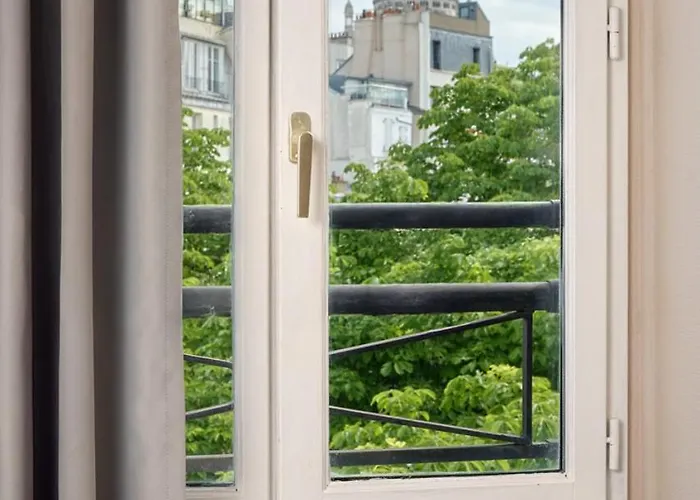 Timhotel Montmartre Отель 3*