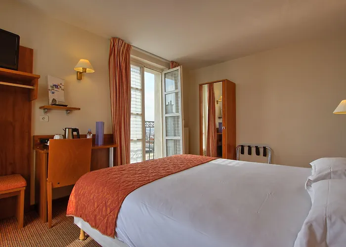 Timhotel Montmartre Отель 3*