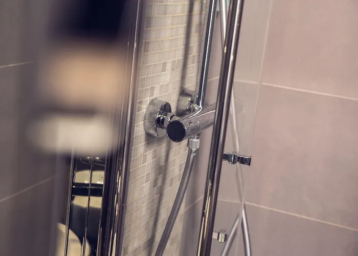 Timhotel Montmartre Отель Париж