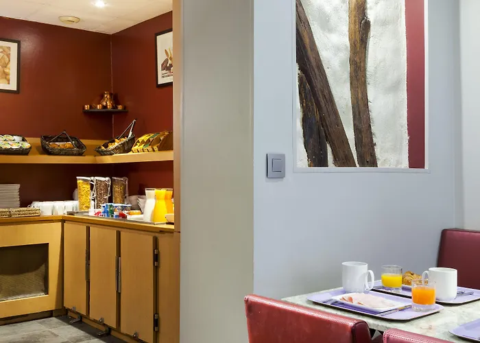 Timhotel Montmartre Отель